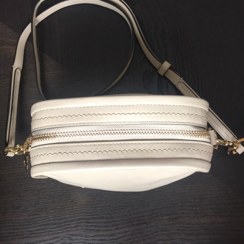 Marc Jacobs mini crossbody purse - Picture 5 of 7